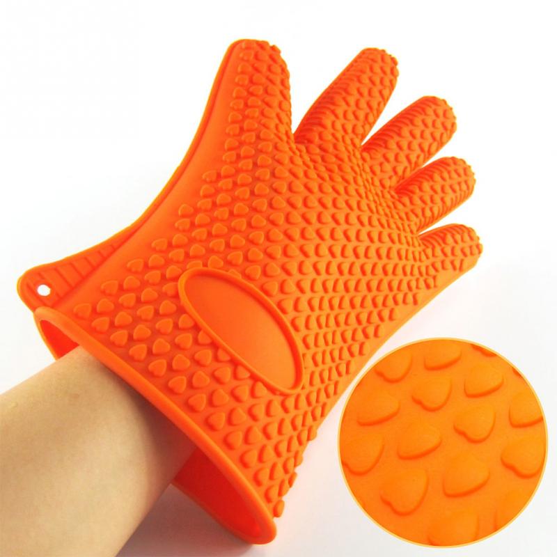 Heat resistant silicone oven mitt